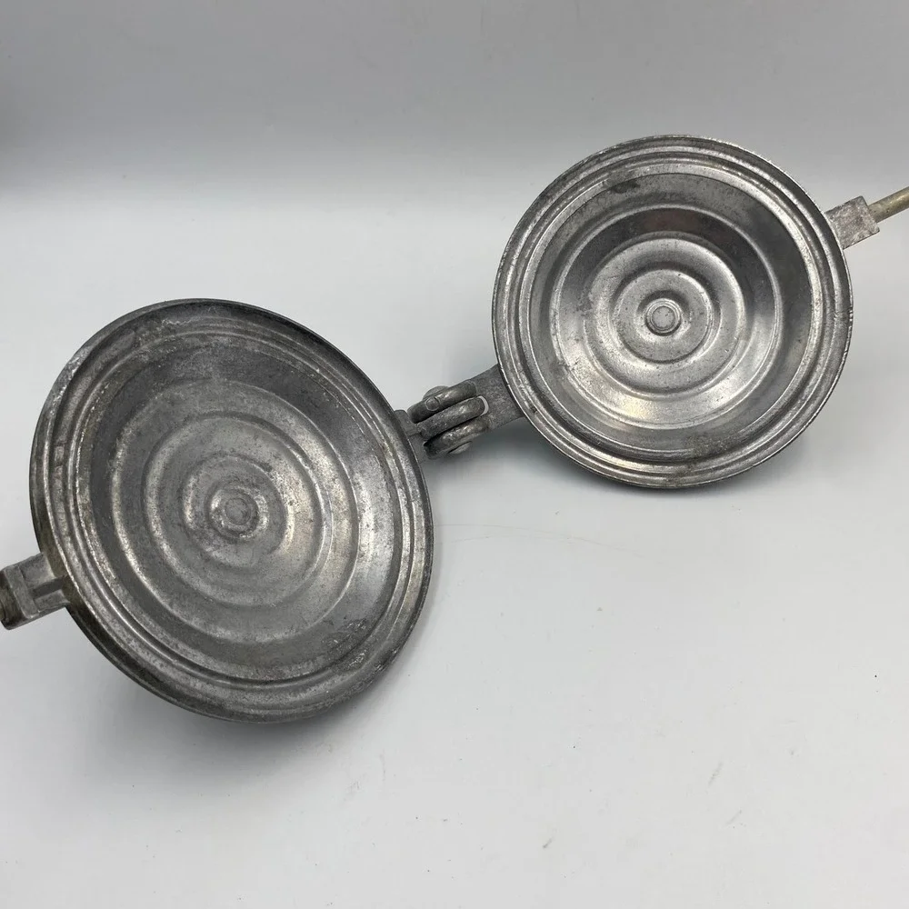 Vintage Toas-Tite Aluminum Pie Iron Sandwich Maker Campfire Tool‎ Pat 2463439